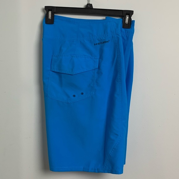 Under Armour Swim Trunks Size 32 - Picture 6 of 8